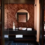 Velona\'s Jungle Luxury Suites